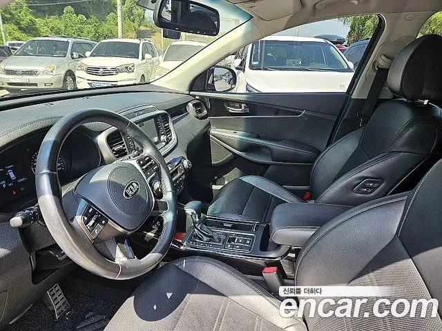 Kia Sorento 2018 thumb 10