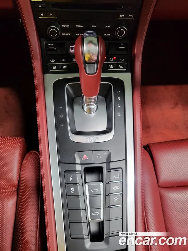Porsche Cayman 2021 thumb 9