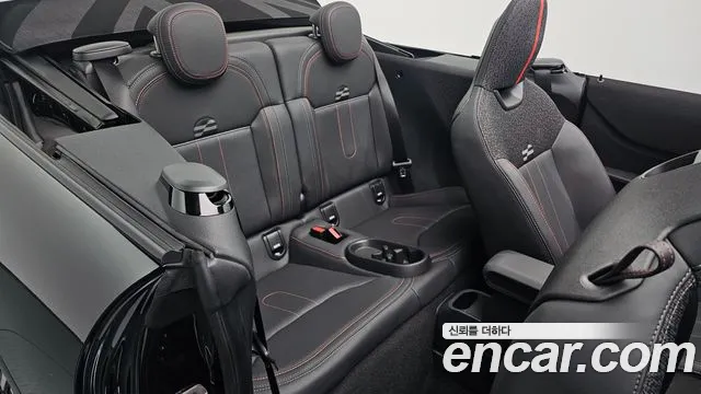 Mini Cooper Convertible 2025 thumb 12