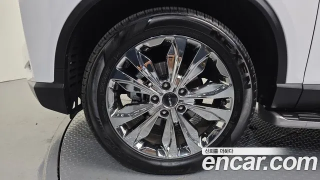 KG_Mobility_Ssangyong Rexton 2026 thumb 5