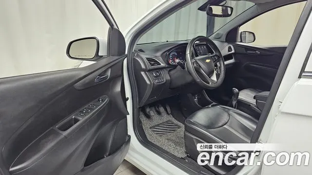 Chevrolet Spark 2019 thumb 10