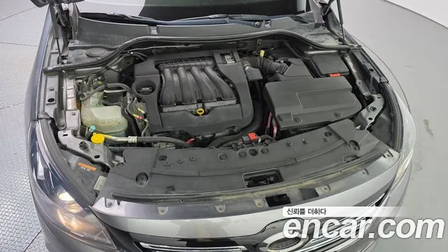 Renault Latitude 2017 thumb 6