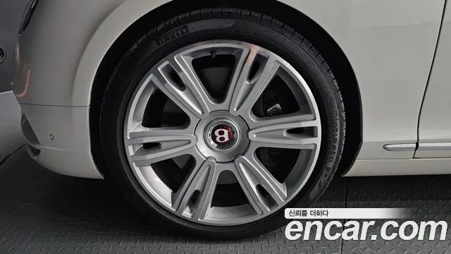 Bentley Continental 2015 thumb 5