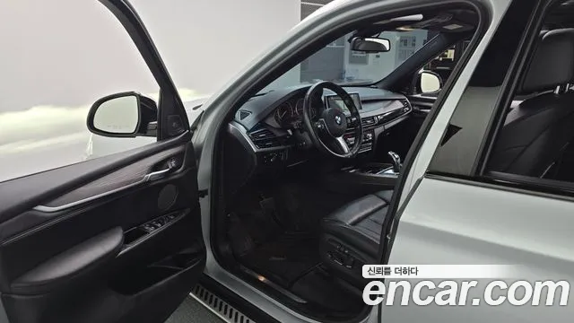 BMW X5 2014 thumb 9