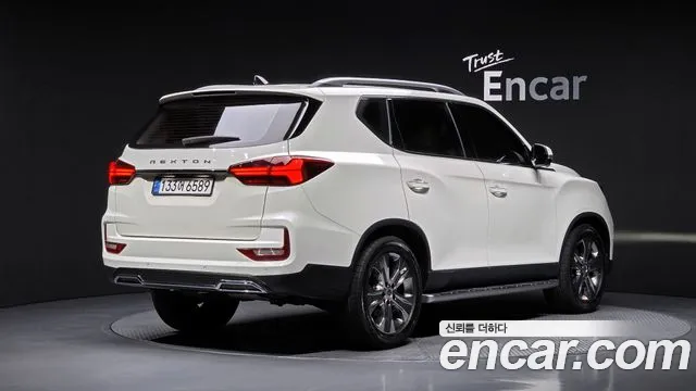 KG_Mobility_Ssangyong Rexton 2021 thumb 2