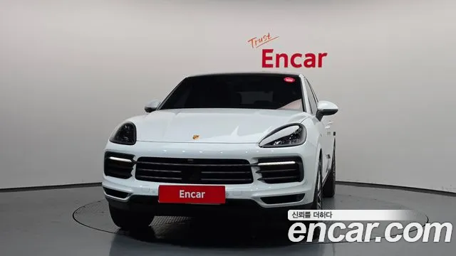 Porsche Cayenne 2023 thumb 3