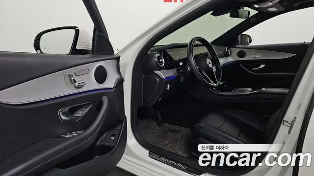 Mercedes-Benz E-Класс 2021 thumb 9