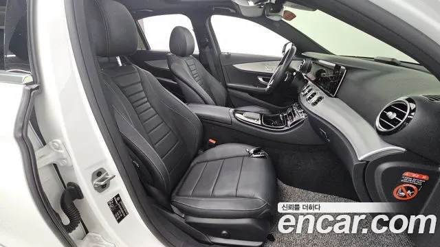 Mercedes-Benz E-Класс 2021 thumb 10