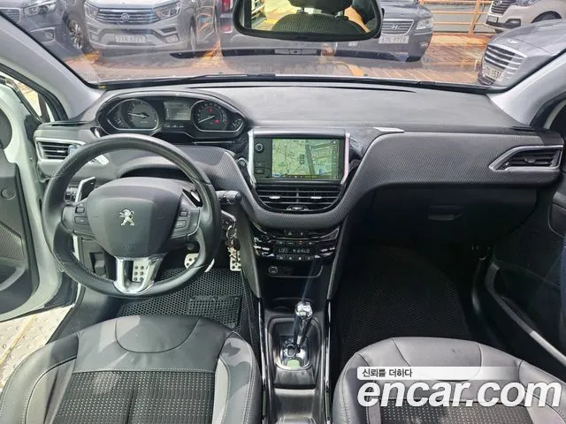 Peugeot 2008 2015 thumb 7