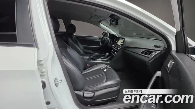 Hyundai Sonata 2017 thumb 10