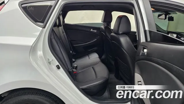 Hyundai Accent 2019 thumb 11