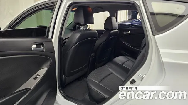 Hyundai Accent 2019 thumb 12