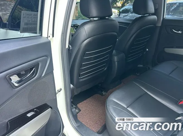 KG_Mobility_Ssangyong TIBOLI 2016 thumb 8
