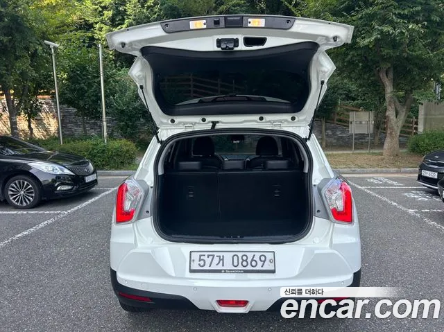 KG_Mobility_Ssangyong TIBOLI 2016 thumb 9
