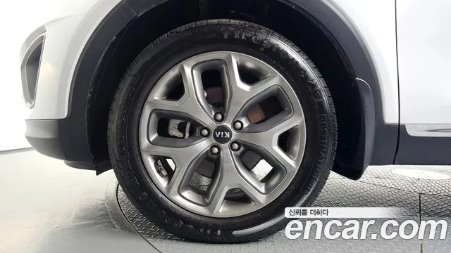 Kia Sorento 2015 thumb 5