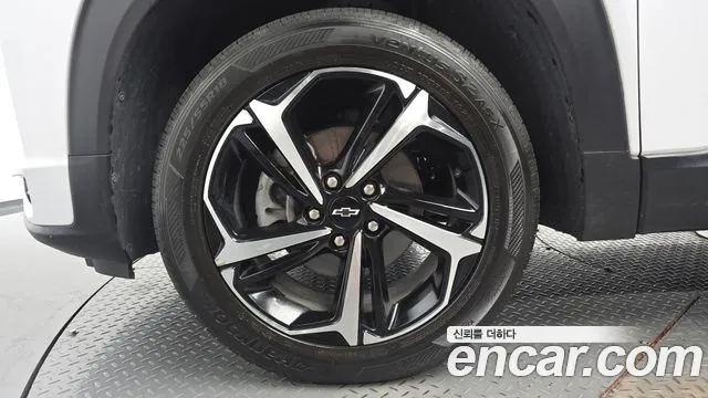 Chevrolet TrailBlazer 2021 thumb 4