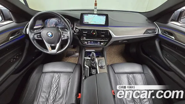 BMW 5 серии 2017 thumb 7