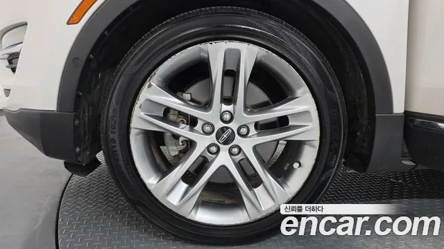 Lincoln MKC 2015 thumb 5