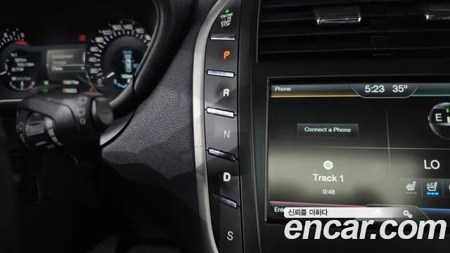 Lincoln MKC 2015 thumb 9