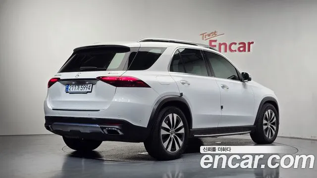 Mercedes-Benz GLE 2023 thumb 2