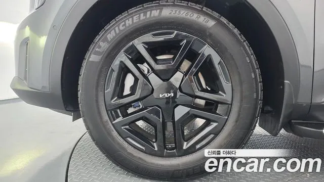 Kia Sorento 2024 thumb 5