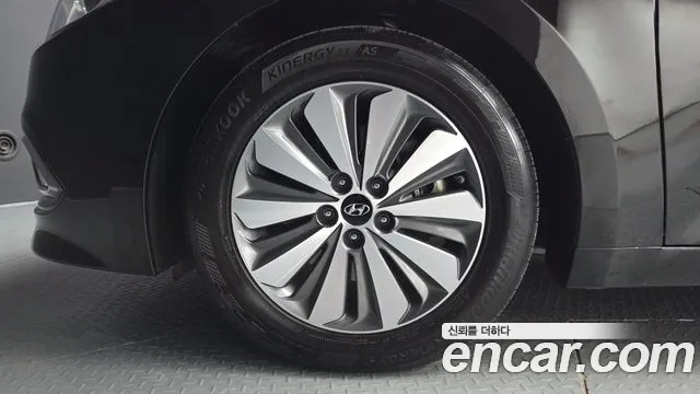 Hyundai Grandeur 2016 thumb 5