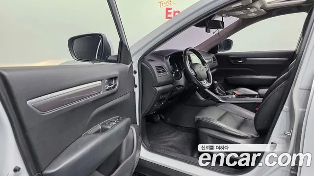 Renault Koleos 2018 thumb 9