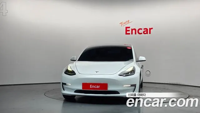Tesla Model 3 2021 thumb 3