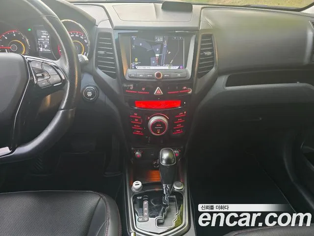 KG_Mobility_Ssangyong TIBOLI 2017 thumb 9