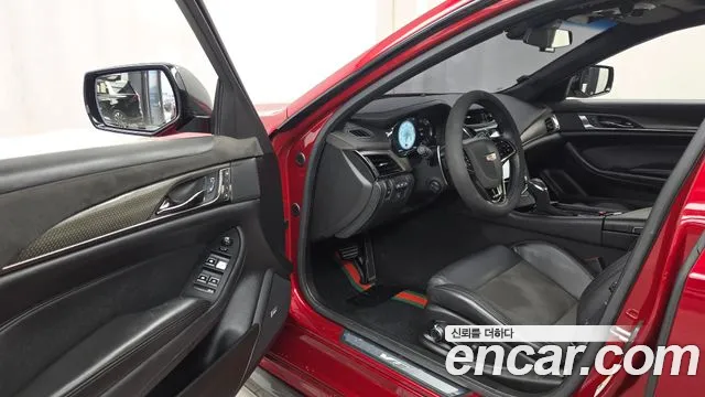 Cadillac CTS-V 2016 thumb 10