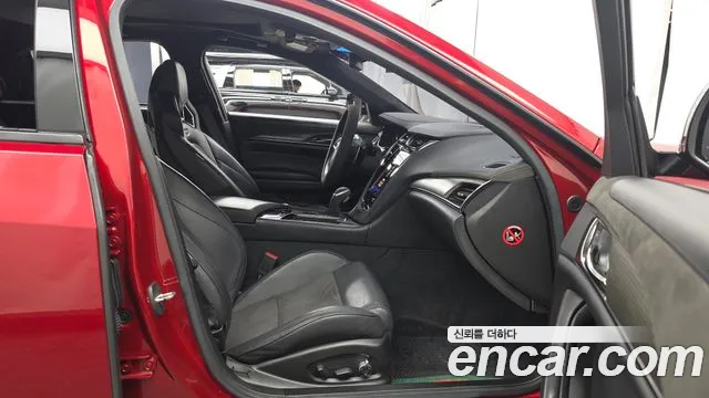 Cadillac CTS-V 2016 thumb 11