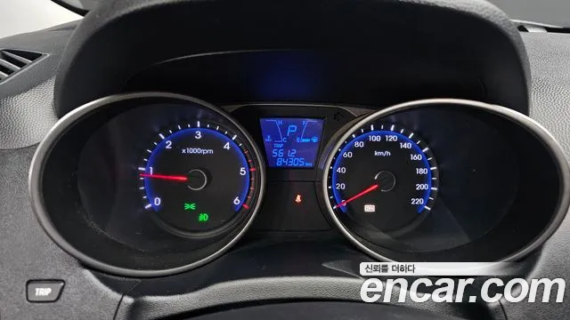 Hyundai Tucson 2010 thumb 8