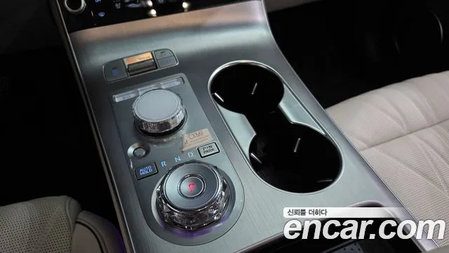 Genesis GV70 2024 thumb 9