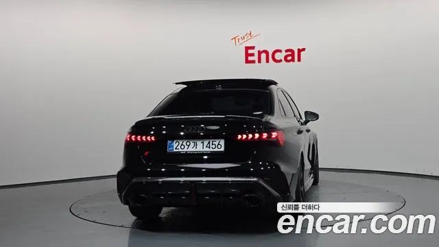 Audi RS3 2026 thumb 4