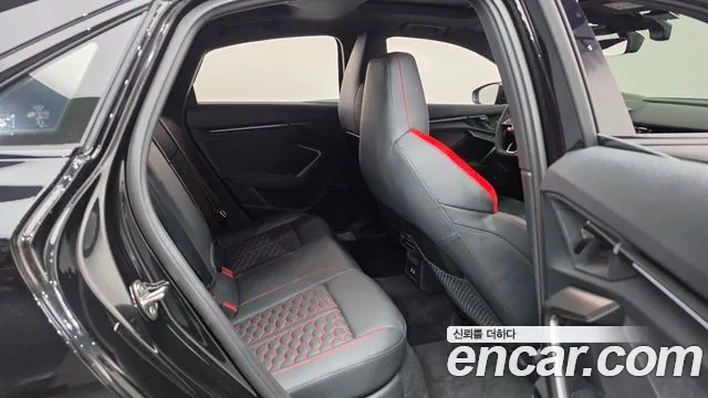 Audi RS3 2026 thumb 11
