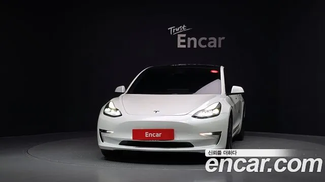 Tesla Model 3 2021 thumb 3