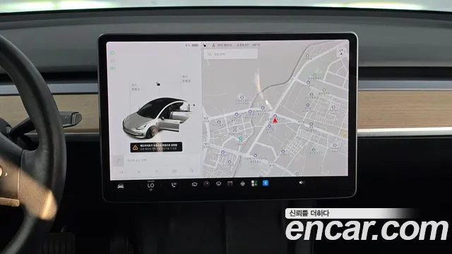 Tesla Model 3 2021 thumb 12