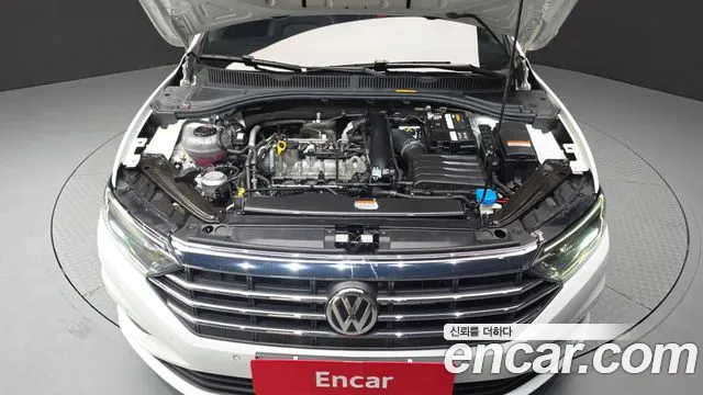 Volkswagen Jetta 2021 thumb 6