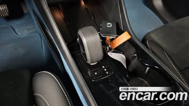Volvo C40 2022 thumb 9