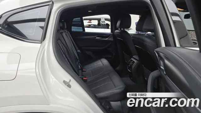 BMW X4 2024 thumb 12