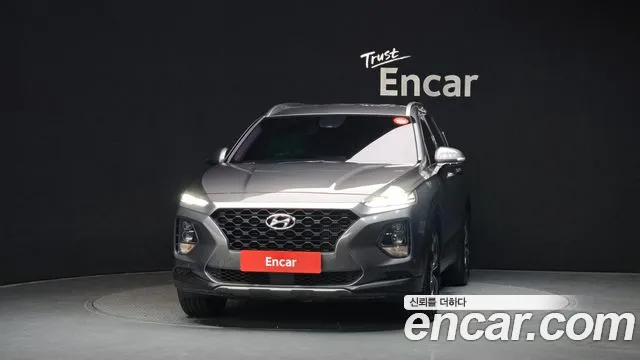 Hyundai Santa Fe 2018 thumb 3