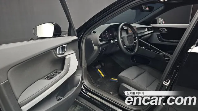 Polestar 2 2023 thumb 10
