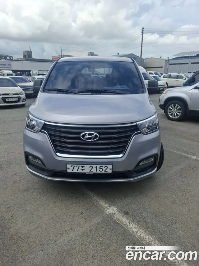Hyundai Starex 2019 thumb 4