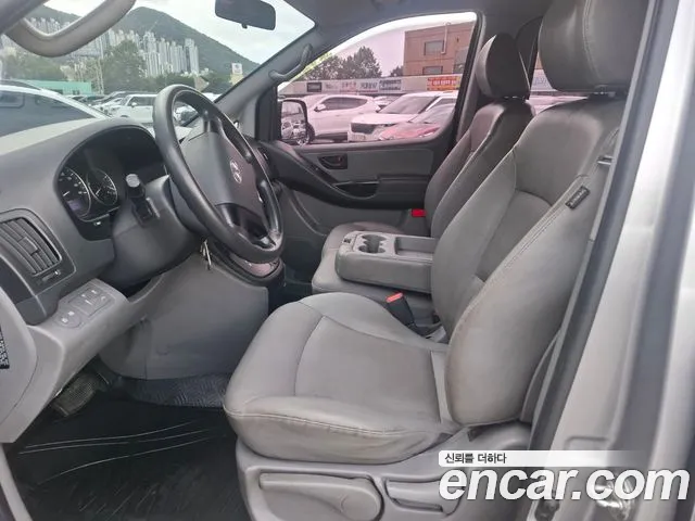 Hyundai Starex 2019 thumb 9