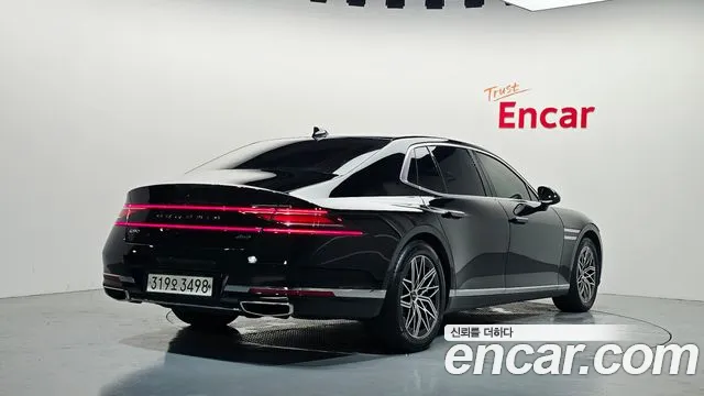 Genesis G90 2022 thumb 2