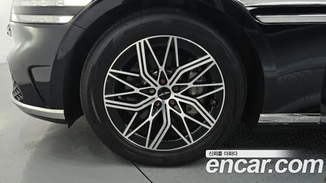 Genesis G90 2022 thumb 5