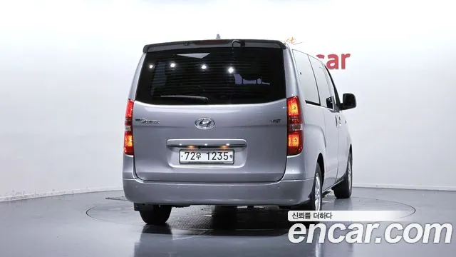 Hyundai Starex 2017 thumb 4