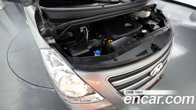 Hyundai Starex 2017 thumb 6