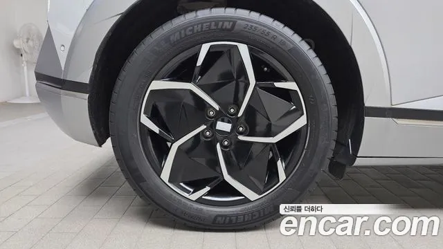 Hyundai IONIQ 5 2023 thumb 4