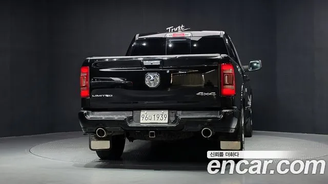 Dodge Ram Pick Up 2019 thumb 4